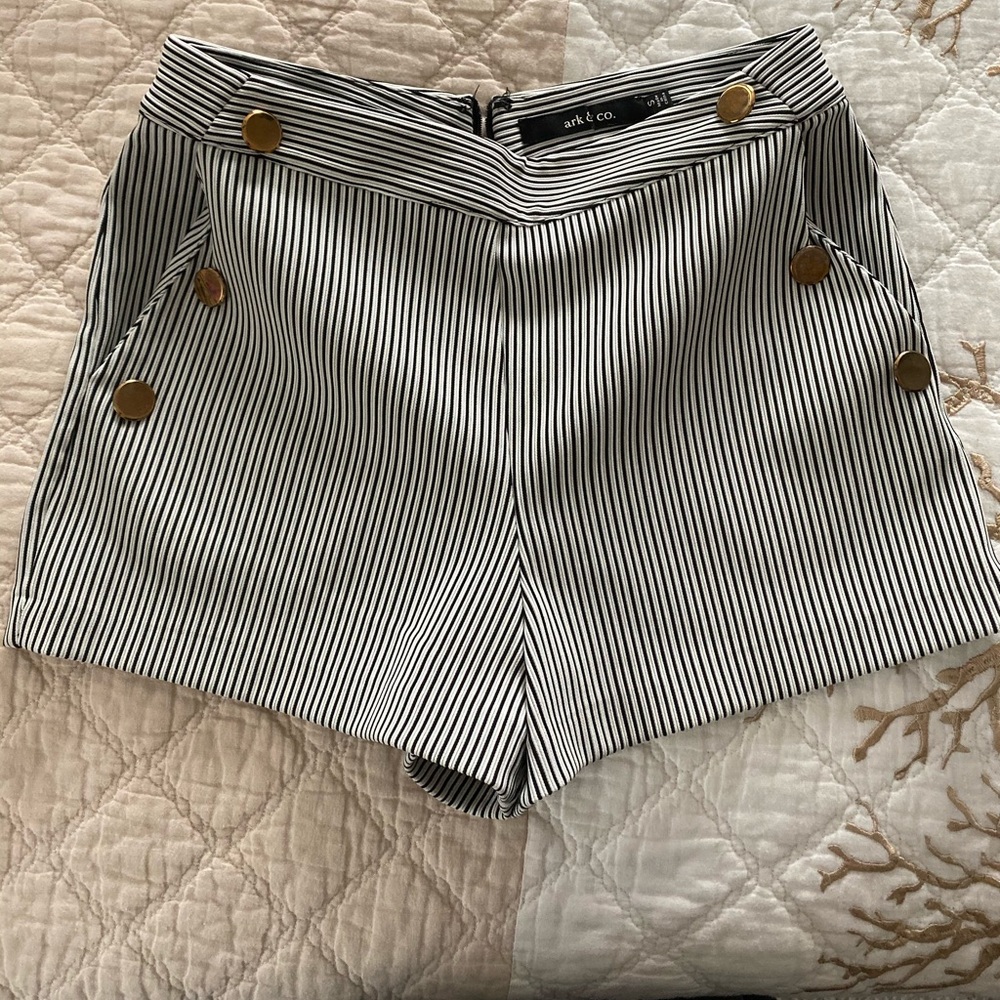 Ark & Co. Shorts